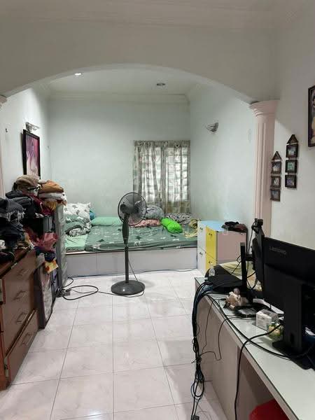 1-storey Terraced House for Sale in Johor Bahru (Johor) - Emily Hau - Bedroom - PropertyGuru.com.my