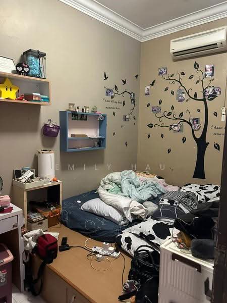1-storey Terraced House for Sale in Johor Bahru (Johor) - Emily Hau - Bedroom - PropertyGuru.com.my