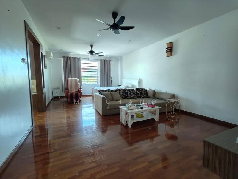 Rumah Berkembar untuk Dijual di Sungai Ara (Penang) - Ms Chang - Living Room - PropertyGuru.com.my