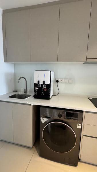 Condominium for Rent at Skyline KL - RentCare Management - Kitchen - PropertyGuru.com.my