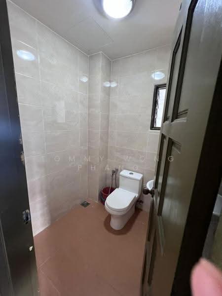 Apartment for Sale at Pangsapuri Excelsa - Tommy Wong Phang - Bathroom - PropertyGuru.com.my