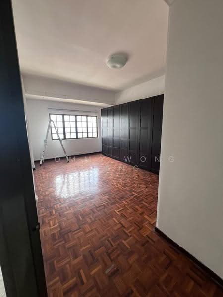 Apartment for Sale at Pangsapuri Excelsa - Tommy Wong Phang - Bedroom - PropertyGuru.com.my