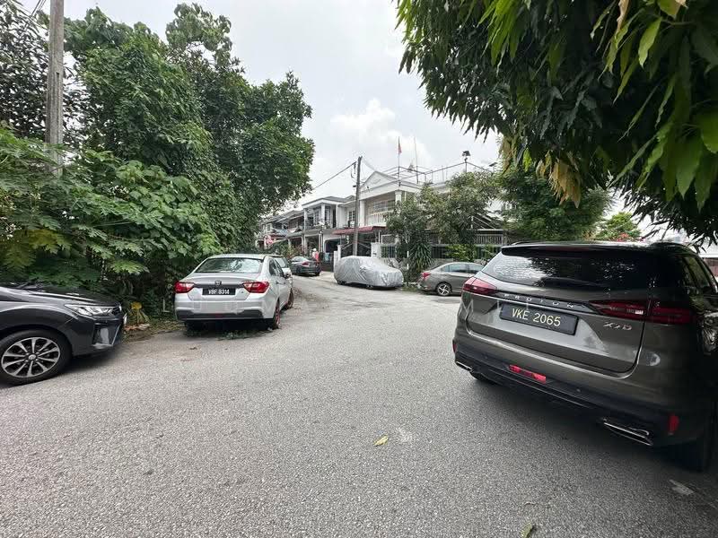 Rumah Teres 2-Tingkat untuk Dijual di Batu Caves (Selangor) - Luqman Ramli - PropertyGuru.com.my
