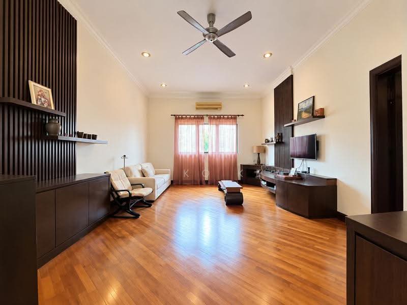 Rumah Banglo untuk Dijual di Taman Bukit Segar (Cheras) - Yumiko Kew - Living Room - PropertyGuru.com.my