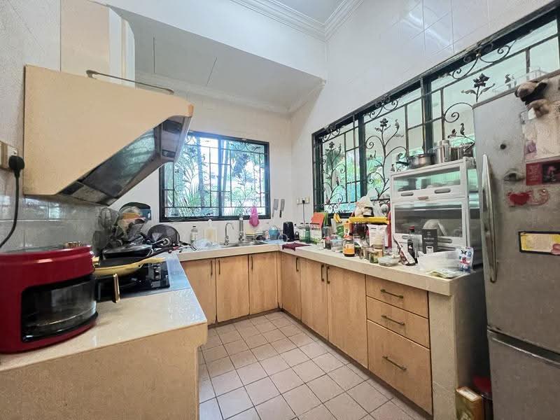 Rumah Banglo untuk Dijual di Taman Bukit Segar (Cheras) - Yumiko Kew - Kitchen - PropertyGuru.com.my