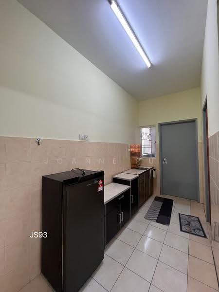 Apartment for Rent at Bayu Villa - Joanne Pua - Kitchen - PropertyGuru.com.my