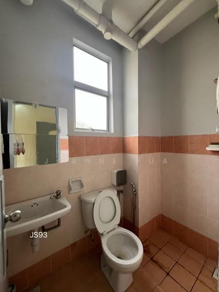 Apartment for Rent at Bayu Villa - Joanne Pua - Bathroom - PropertyGuru.com.my