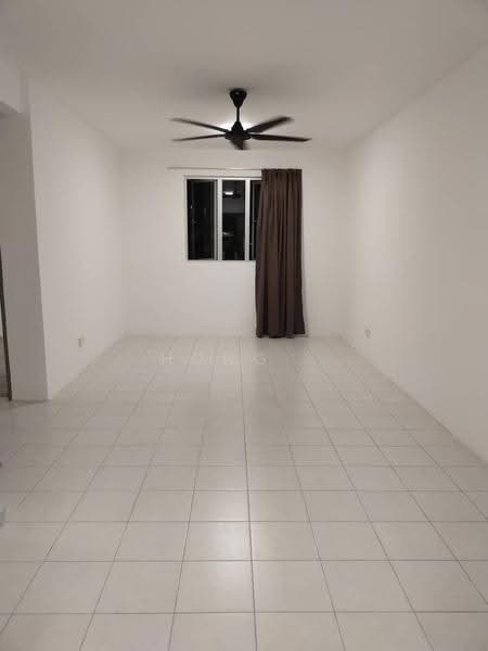 Apartment for Sale at The Rise Collection 1 - Hong . - Living Room - PropertyGuru.com.my