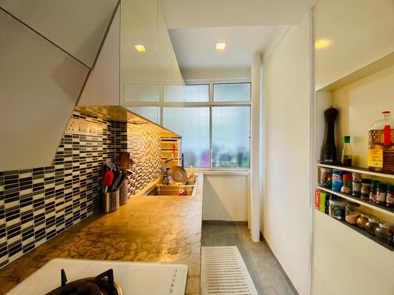 Pangsapuri untuk Dijual di Sri Ledang - Amie Famie - Kitchen - PropertyGuru.com.my
