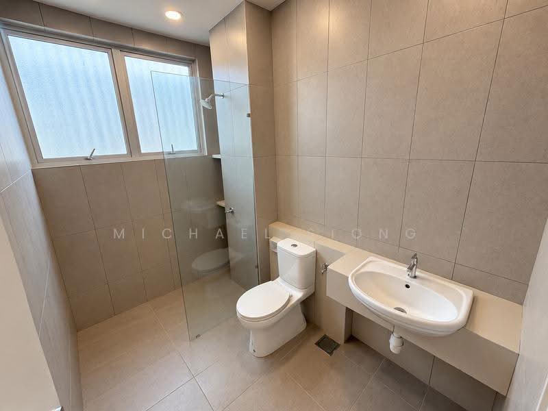 Rumah Teres 2-Tingkat untuk Disewa di Bandar Gamuda Gardens (Rawang) - Michael Siong - Bathroom - PropertyGuru.com.my
