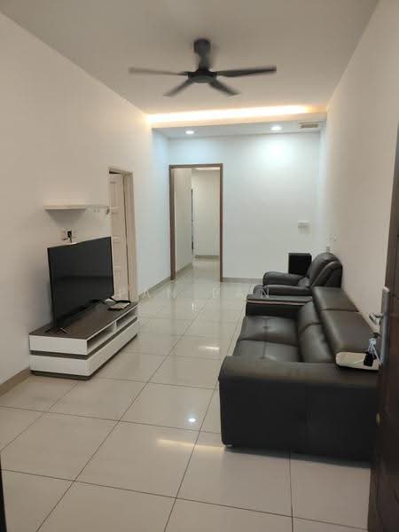 Rumah Teres 1-Tingkat untuk Disewa di Taman Setia Indah (Tebrau) - Pan Pan - Living Room - PropertyGuru.com.my