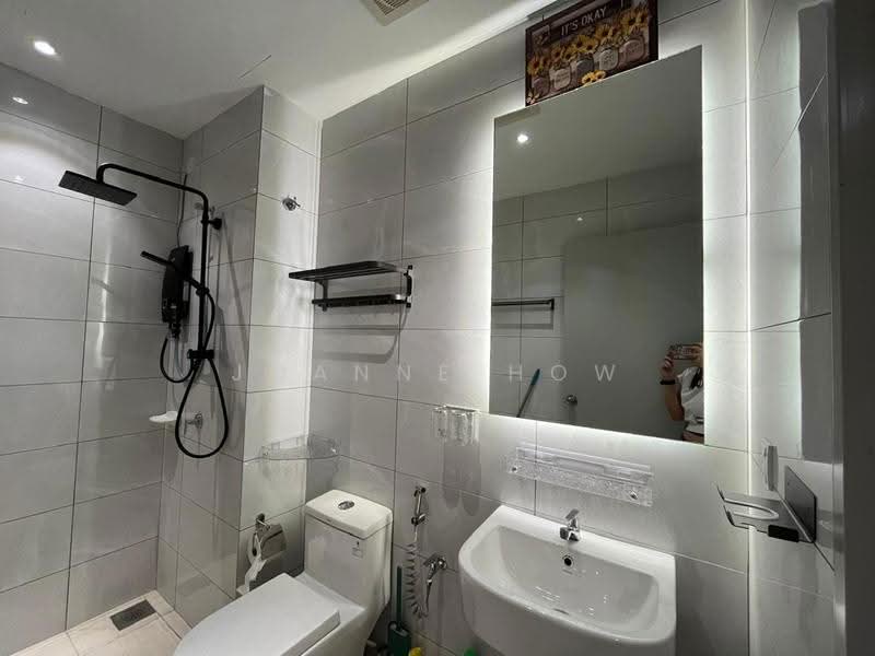 Service Residence for Rent at Amber Cove - Joanne How - Bathroom - PropertyGuru.com.my