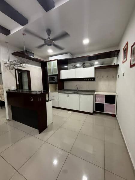 Rumah Berkembar untuk Dijual di Taman Mount Austin (Tebrau) - Shawn Law - Kitchen - PropertyGuru.com.my
