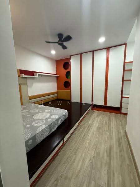 Rumah Berkembar untuk Dijual di Taman Mount Austin (Tebrau) - Shawn Law - Bedroom - PropertyGuru.com.my