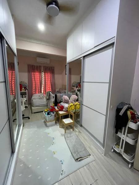 2-storey Terraced House for Sale in Seksyen 3 (Bangi) - Luqman Ramli - Bedroom - PropertyGuru.com.my