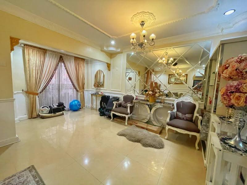 2-storey Terraced House for Sale in Seksyen 3 (Bangi) - Luqman Ramli - Living Room - PropertyGuru.com.my