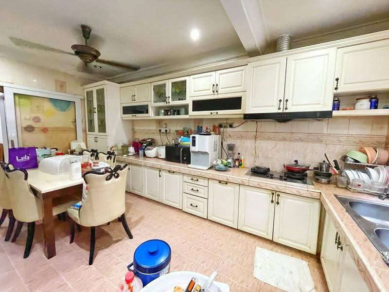2-storey Terraced House for Sale in Seksyen 3 (Bangi) - Luqman Ramli - Kitchen - PropertyGuru.com.my