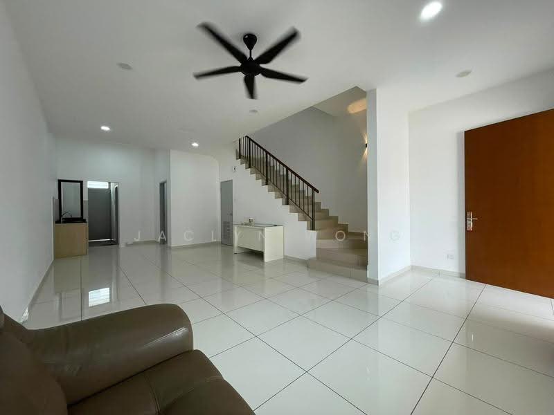 Terraced House for Rent in Johor Bahru (Johor) - Jaclyn Wong - Living Room - PropertyGuru.com.my