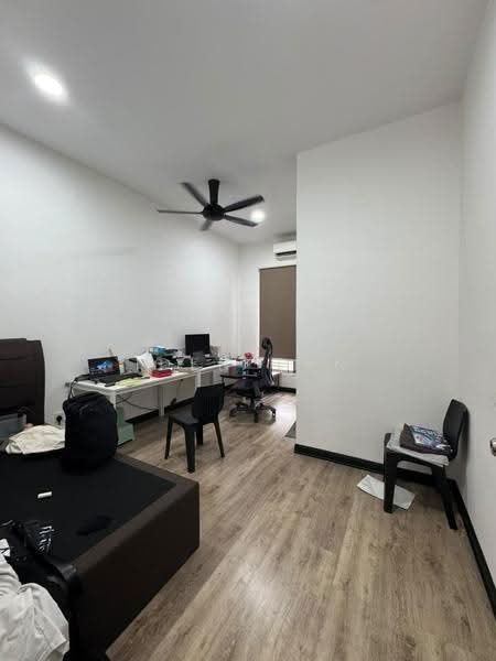 2-storey Terraced House for Sale in Bandar Pulai Jaya (Kulai) - Iden Tan - Study - PropertyGuru.com.my
