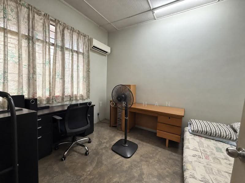 2-storey Terraced House for Sale in Jalan Klang Lama (Old Klang Road) (Kuala Lumpur) - Victor Han - Bedroom - PropertyGuru.com.my