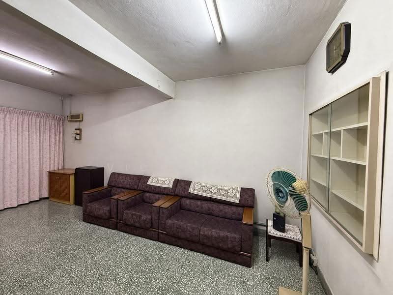 2-storey Terraced House for Sale in Jalan Klang Lama (Old Klang Road) (Kuala Lumpur) - Victor Han - Living Room - PropertyGuru.com.my