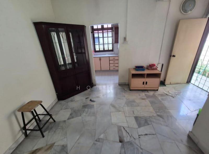 Rumah Teres untuk Dijual di Kampung Sungai Nibong (Bayan Lepas) - Hong . - PropertyGuru.com.my