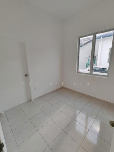 1-storey Terraced House for Sale in Bandar Sri Sendayan (Bandar Sri Sendayan) - Kah Hee Lim - Interior - PropertyGuru.com.my