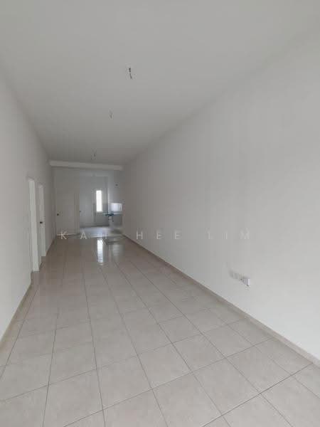 1-storey Terraced House for Sale in Bandar Sri Sendayan (Bandar Sri Sendayan) - Kah Hee Lim - Interior - PropertyGuru.com.my
