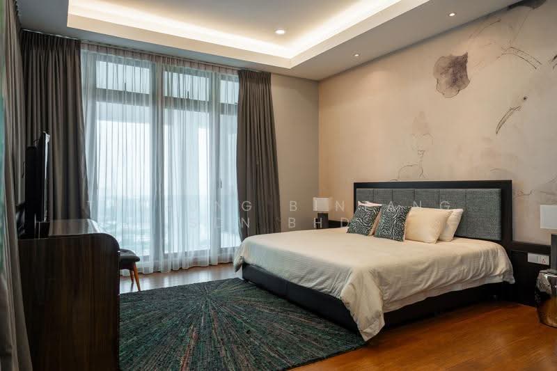 Apartment for Sale at Molek Pine 4 - Berinda Sales - Bedroom - PropertyGuru.com.my