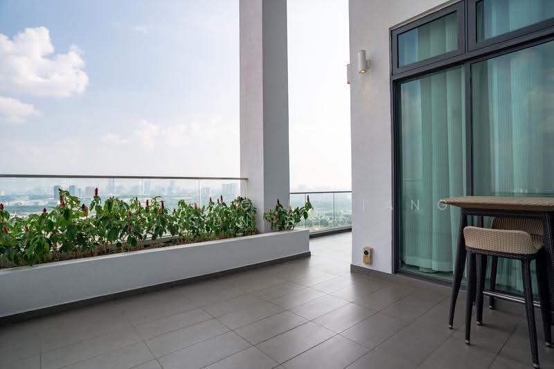 Apartment for Sale at Molek Pine 4 - Berinda Sales - Balcony - PropertyGuru.com.my