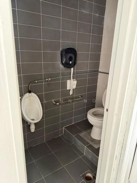 Shop for Rent in Bandar Puteri Puchong (Puchong) - Elynn Ng - Bathroom - PropertyGuru.com.my