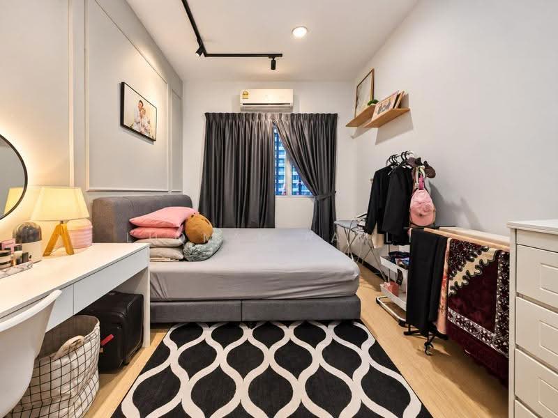 Condominium for Sale at Residensi Adelia - Luqman Ramli - Bedroom - PropertyGuru.com.my