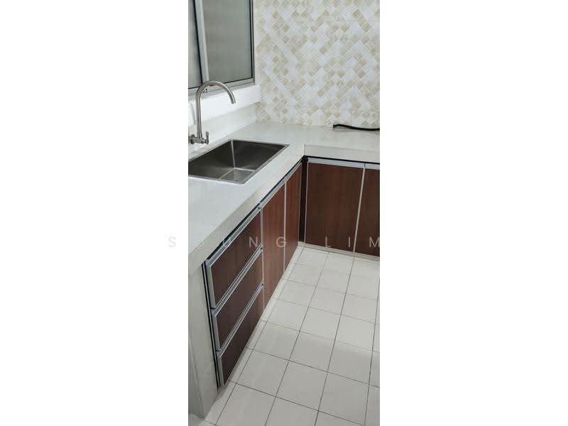 Kondominium untuk Disewa di Perdana Emerald - Soung Lim - Kitchen - PropertyGuru.com.my