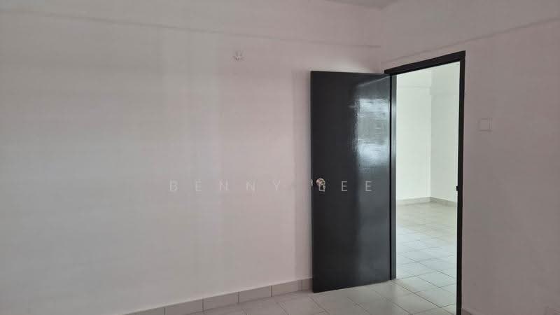 Flat for Rent at Pangsapuri Taman Tasik Sungai Chua - Benny Lee - PropertyGuru.com.my