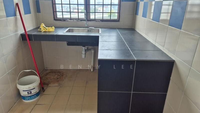 Flat for Rent at Pangsapuri Taman Tasik Sungai Chua - Benny Lee - Kitchen - PropertyGuru.com.my