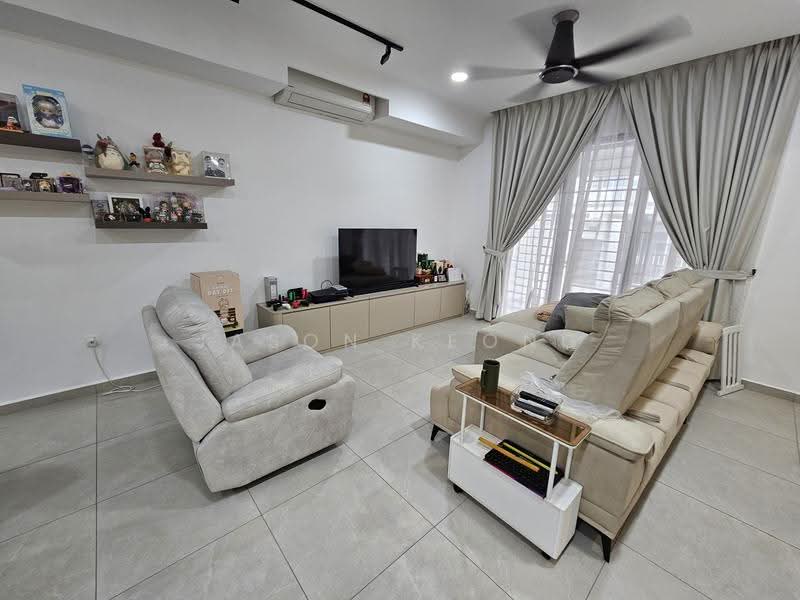 2-storey Terraced House for Sale in Taman Puchong Tekali (Puchong) - Jason Keong - Living Room - PropertyGuru.com.my