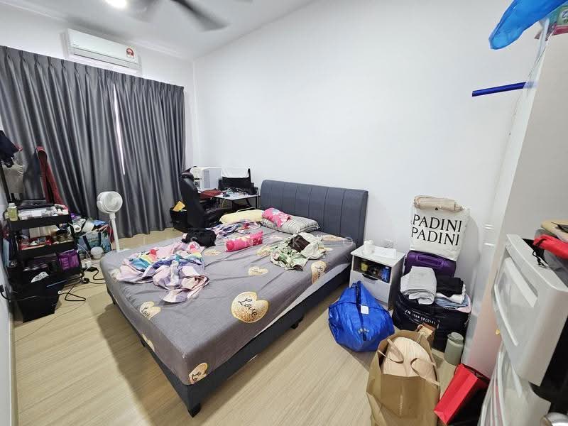 2-storey Terraced House for Sale in Taman Puchong Tekali (Puchong) - Jason Keong - Bedroom - PropertyGuru.com.my