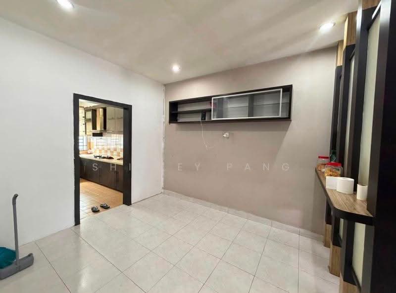 2-storey Terraced House for Sale in Taman Nusa Bestari (Iskandar Puteri (Nusajaya)) - Shirley Pang - Kitchen - PropertyGuru.com.my