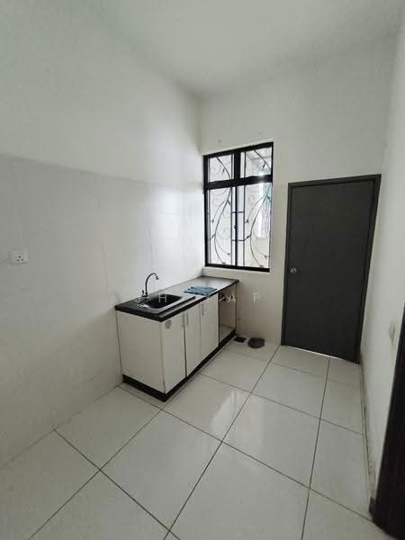 2-storey Terraced House for Sale in Taman Lagenda Putra (Kulai) - JH Yap - Kitchen - PropertyGuru.com.my
