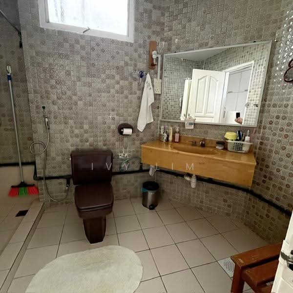 Condominium for Sale at The Colonnades - Ivy Lim - Bathroom - PropertyGuru.com.my