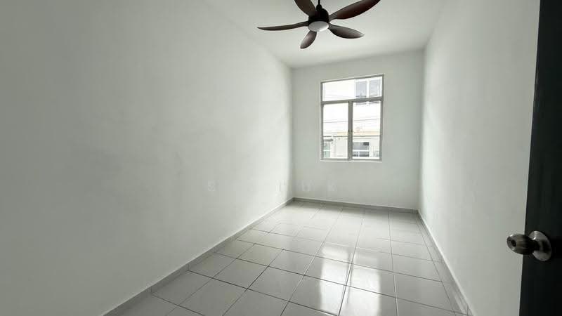 2-storey Terraced House for Sale in Taman Scientex Rawang (Rawang) - SK Luk - Interior - PropertyGuru.com.my