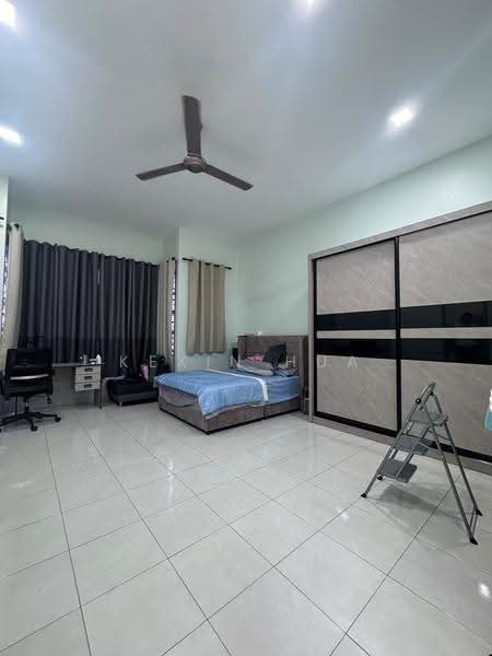 2-storey Terraced House for Sale in Setia Tropika (Johor Bahru) - Kexin Hua - Bedroom - PropertyGuru.com.my