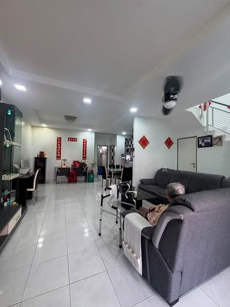2-storey Terraced House for Sale in Setia Tropika (Johor Bahru) - Kexin Hua - Living Room - PropertyGuru.com.my