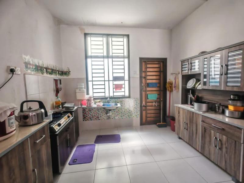Cluster House for Sale in Taman Pulai Mutiara (Iskandar Puteri (Nusajaya)) - Iden Tan - Kitchen - PropertyGuru.com.my