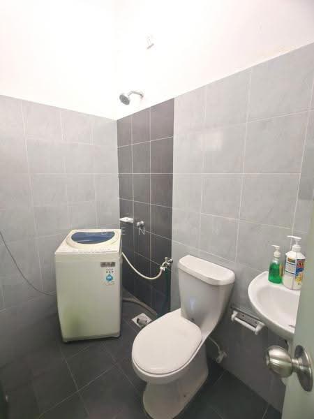 Cluster House for Sale in Taman Pulai Mutiara (Iskandar Puteri (Nusajaya)) - Iden Tan - Bathroom - PropertyGuru.com.my