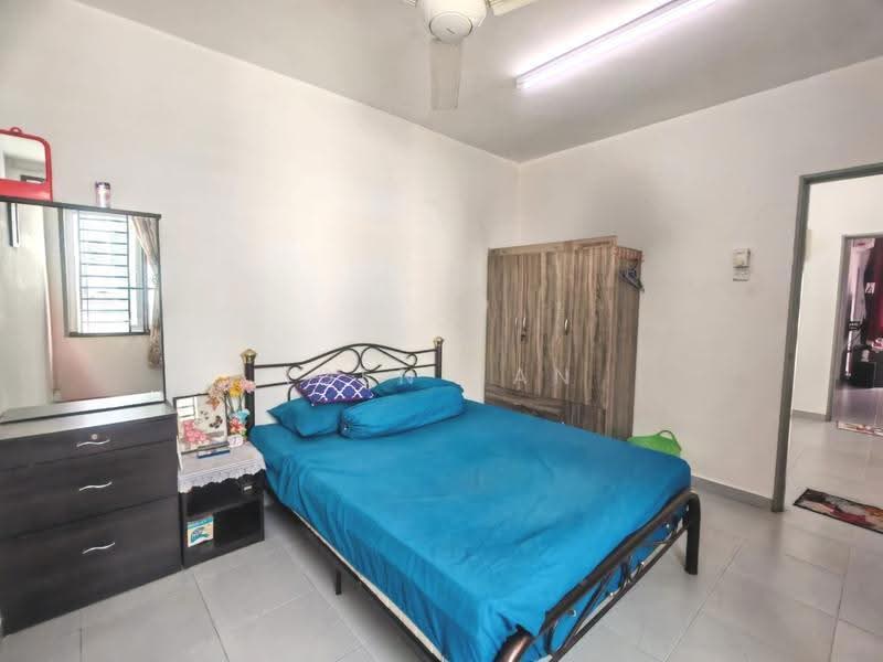 Cluster House for Sale in Taman Pulai Mutiara (Iskandar Puteri (Nusajaya)) - Iden Tan - Bedroom - PropertyGuru.com.my