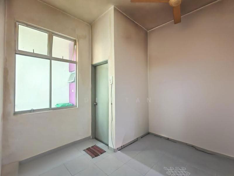 Cluster House for Sale in Taman Pulai Mutiara (Iskandar Puteri (Nusajaya)) - Iden Tan - Interior - PropertyGuru.com.my