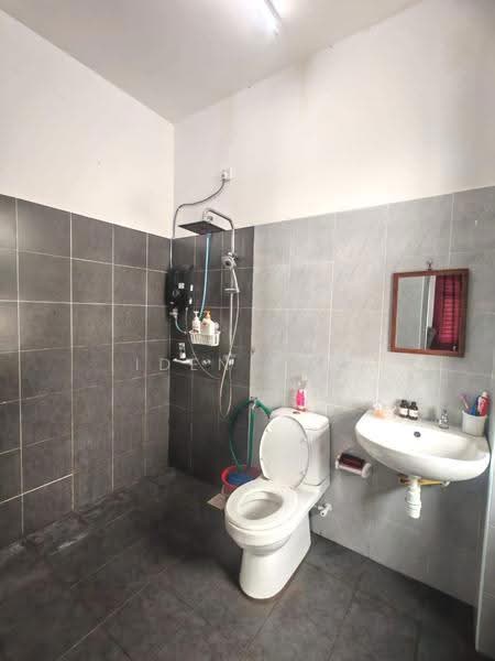 Cluster House for Sale in Taman Pulai Mutiara (Iskandar Puteri (Nusajaya)) - Iden Tan - Bathroom - PropertyGuru.com.my