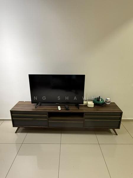 Kediaman Servis untuk Disewa di Ashino @ Gravit8 - Ng Shawn - Living Room - PropertyGuru.com.my