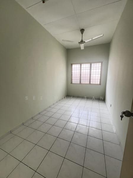 Terraced House for Sale in Bandar Kinrara Seksyen 5 (Bandar Kinrara) - See Hui Tan - Interior - PropertyGuru.com.my